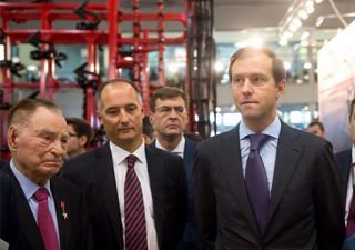 Денис Мантуров принял участие в выставке «Агросалон-2016»