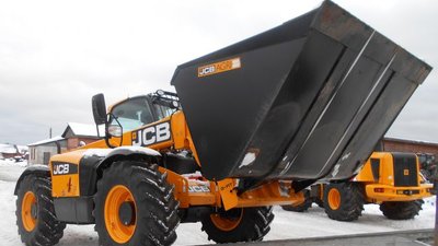 Идем на север: два погрузчика JCB пополнили парк сельхозпредприятия в Архангельской области