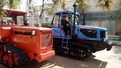 Старый трактор борозды не портит, а новый – улучшит