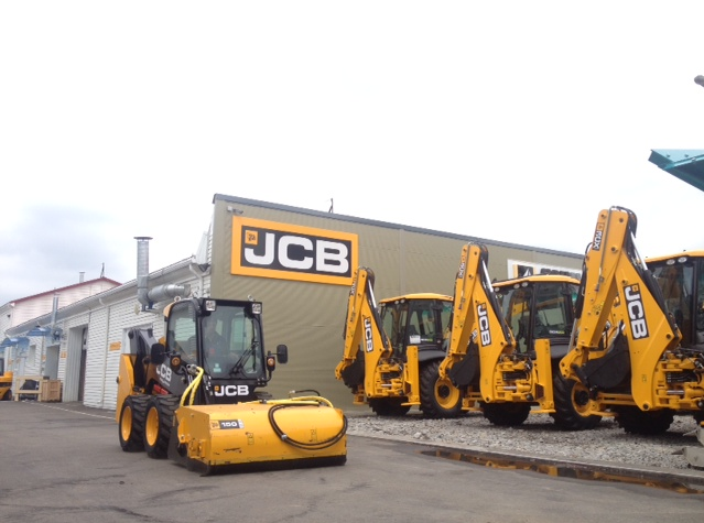 Демо-тур мини-погрузчика JCB PowerBoom 175 в Краснодарском крае