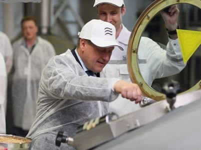 Мэр Новосибирска Анатолий Локоть высоко оценил профессионализм пивоваров «Балтика-Новосибирск»