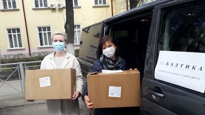 «Несмотря на расстояние, остаемся вместе»: «Балтика» в партнерстве с фондом «Старость в радость» и «Волонтерским корпусом «Волонтер71» помогает одиноким престарелым Тульской области