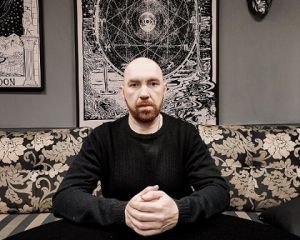 Маг-целитель поможет решить проблемы со здоровьем