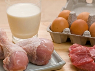 Россия может ввести запрет на ввоз мяса и сыров из Польши