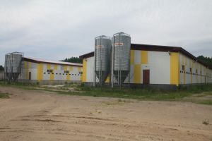 Сельскохозяйственный комплекс на трассе Е-105 "Кола"