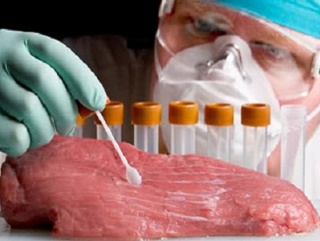 Россияне снизили потребление мяса зарубежных поставщиков на треть
