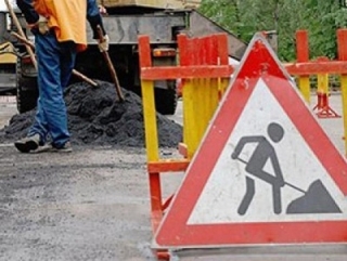 Предприниматель из Новочеркасска отремонтировал дорогу за свой счет