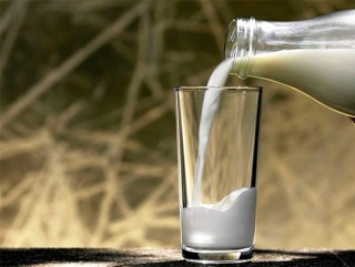 В Минсельхозе решили, сколько белка должно быть в молоке